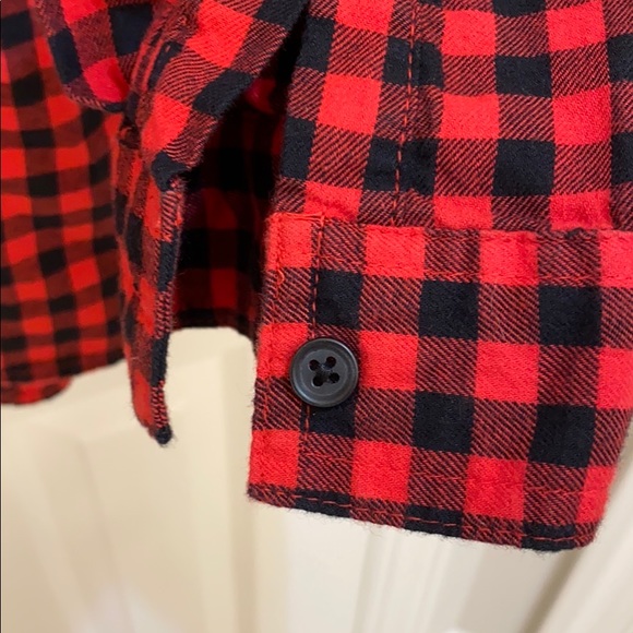 Old Navy Plaid Button-Up Shirt - Picture 6 of 6